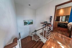 Kew Drive (D16), Terrace #557120251